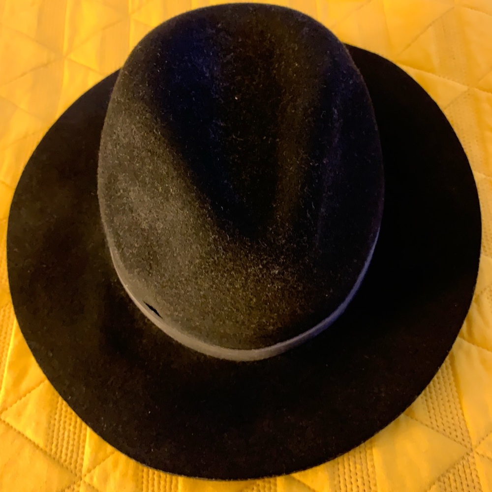Black Wool Hat